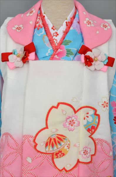 三歳祝着【空色時に牡丹・菊・毬】
